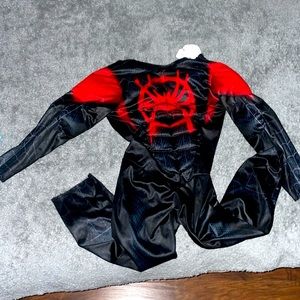 RUBIES SIZE SMALL . The spider verse. Costume. 34 inches long. Spider-Man